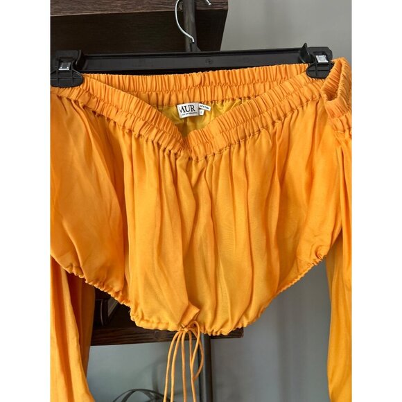 AMUR Rosalina Silk Off The Shoulder Crop Top Sunflower Womens Size Small - Picture 6 of 10